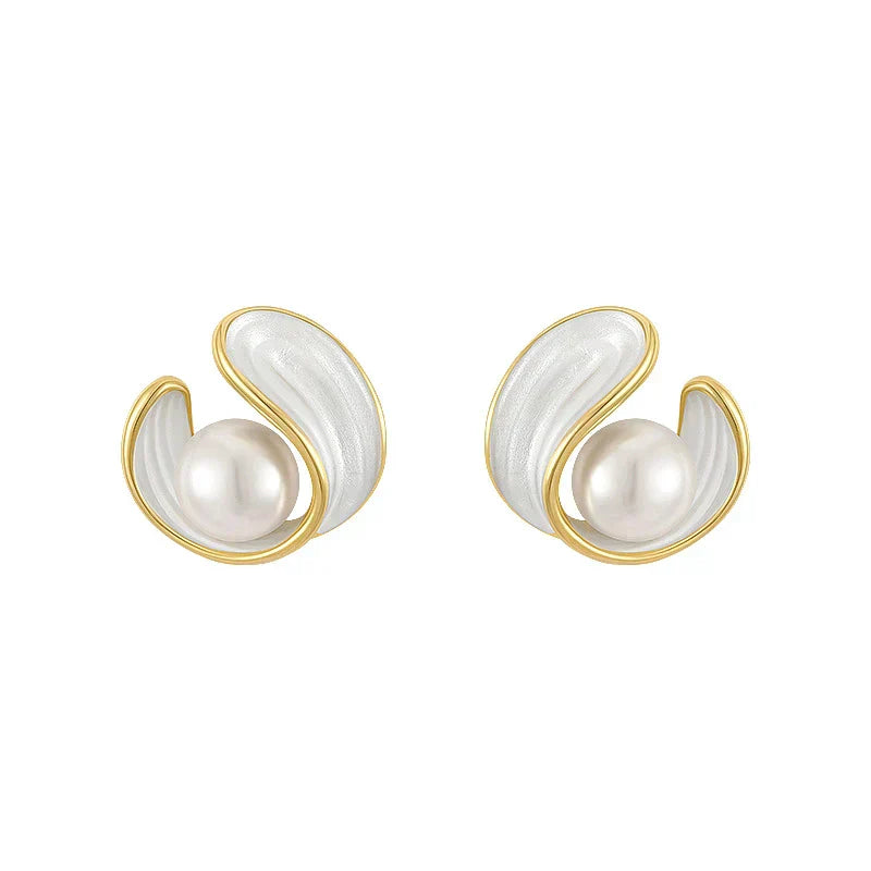 Luxurious White Opal Earrings with Pearls Gold