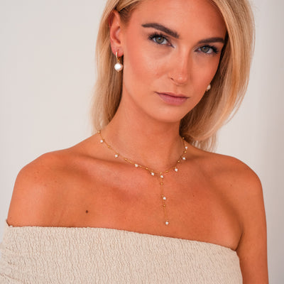 Elegant Pearl Pendant Necklace