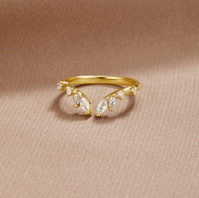 Peace - Crystal Gold Wine Ring